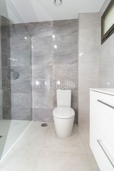 Foto e2cde7e6-c350-494c-9c3c-ce44959c7dcd. Planta baixa amb calefacció aparcament piscina a Orihuela