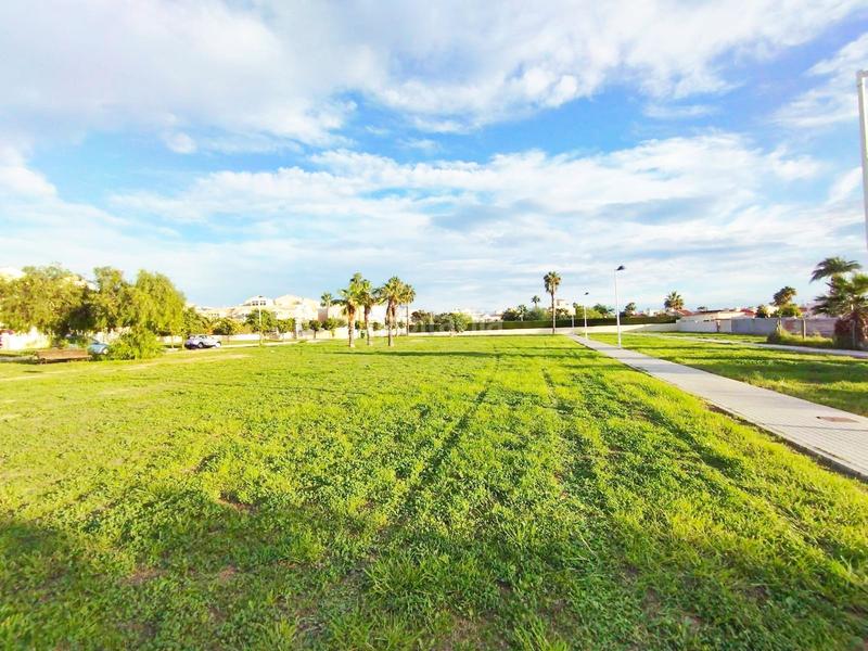 Foto b402ae85-cef6-4f0c-bac6-e8fed2f8c95e. Maison avec chauffage piscine dans Zona Carrefour - Urbanizaciones Torrevieja