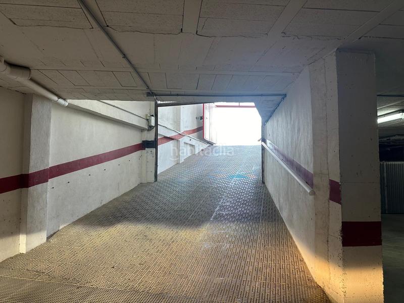 Foto 80f9ef43-7e5a-4446-b027-360e6f029da8. Aparcament cotxe a El Acequión Torrevieja