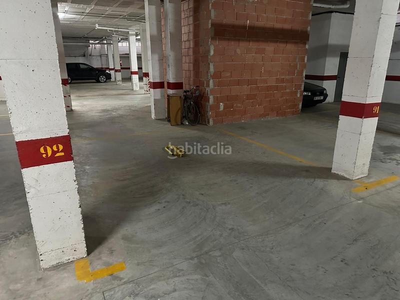 Foto e19e441c-f610-46ee-9236-5d1725a8db89. Aparcament cotxe a El Acequión Torrevieja