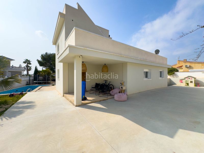 Foto 2e1b380e-1212-4280-b5d3-3923086df211. Casa amb calefacció aparcament piscina a Rojales