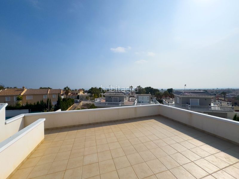 Foto ab30a5a1-1a82-487e-b5ee-3cbd3294c6ce. Casa amb calefacció aparcament piscina a Rojales