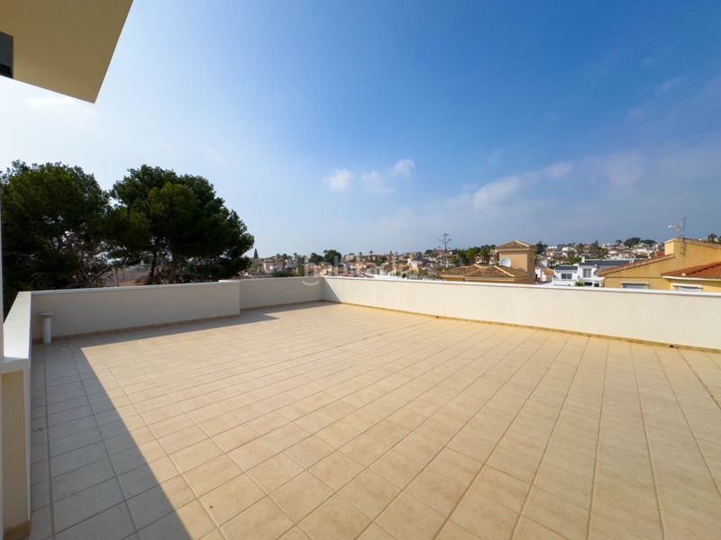 Foto bdefc886-70bf-427a-97b3-eb1435a5a216. Casa amb calefacció aparcament piscina a Rojales