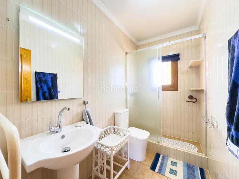 Foto a7fb012b-c9a3-4627-873f-439857b0942b. Ático se vende amplio áticonbspennbspPunta Primanbspcon vistas a la piscina comunitaria. el ático se encuentra en segunda planta sin asc en Torrevieja