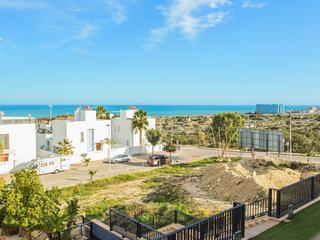 Apartment in Los Secanos. En la codiciada urbanización de guardamar hills en los secanos,