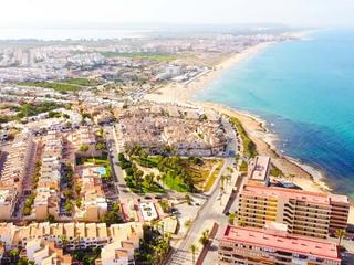Pis en Cabo Cervera. Este apartamento en la mata, situado a tan solo 500 metros de la