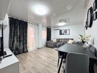 Apartament a Antonio Machado. Este espacioso apartamento en torrevieja cerca del centro y la p