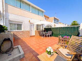Casa a Cabo Cervera. Bungalow amplio en torrelamata  torrevieja, a 350 m de la playa