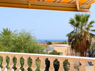 Piso en Cabo Cervera. Apartamento en planta baja con vistas parciales al mar  torrelam