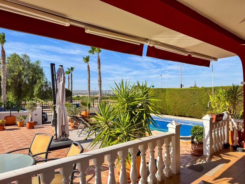Foto 13e5891c-6548-4011-80ef-3213e0bb07a8. Chalet villa en los montesinos montesol villas con piscina y soláriumesta villa en los montesinos, situada en la urbanización montesol vi en Montesinos (Los)