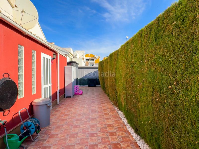 Foto 2bac6d5f-3d10-4870-9547-27cd25fa16cf. Chalet villa en los montesinos montesol villas con piscina y soláriumesta villa en los montesinos, situada en la urbanización montesol vi en Montesinos (Los)
