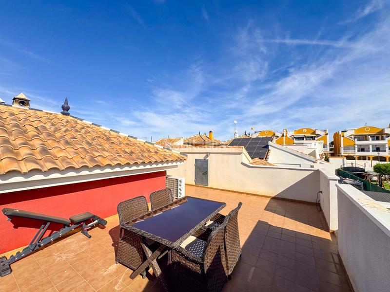 Foto c1f6ae62-7451-42de-9cf8-8483f482ec49. Chalet villa en los montesinos montesol villas con piscina y soláriumesta villa en los montesinos, situada en la urbanización montesol vi en Montesinos (Los)