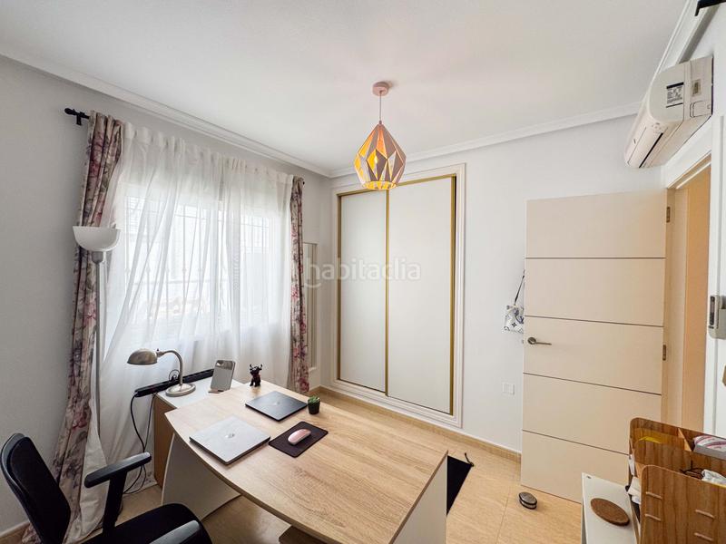 Foto f4a104ce-ecc3-4806-9a28-edeb5a81ad20. Chalet villa en los montesinos montesol villas con piscina y soláriumesta villa en los montesinos, situada en la urbanización montesol vi en Montesinos (Los)