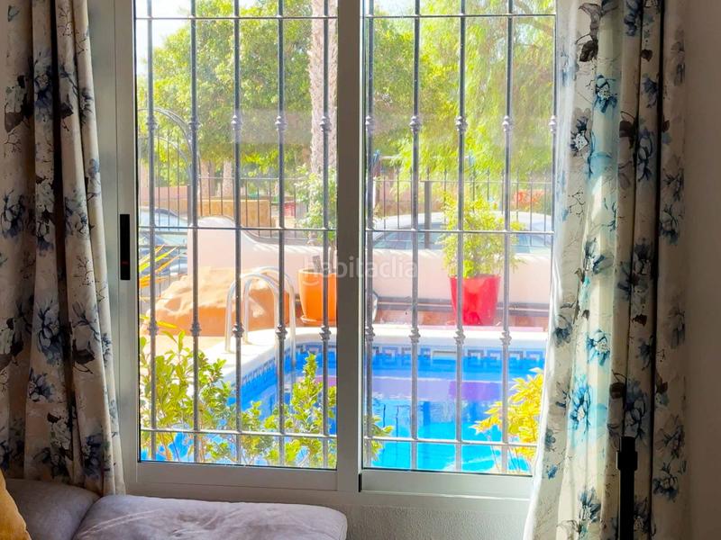 Foto fc95e5bb-6bca-49fb-b742-a8ed024dcc73. Chalet villa en los montesinos montesol villas con piscina y soláriumesta villa en los montesinos, situada en la urbanización montesol vi en Montesinos (Los)