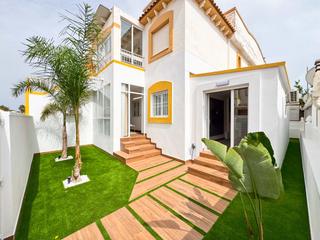 Casa in Zona Carrefour - Urbanizaciones