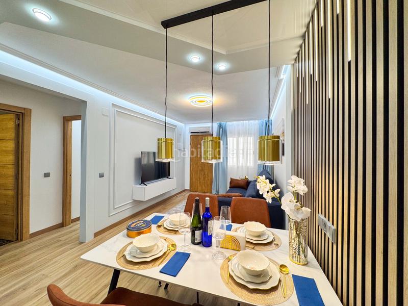 Foto de4d74a8-7080-475a-846f-f4447a729e25. Casa bungalow con amplio patio y estudio cerca del parquese ofrece en venta un bungalow en planta baja , ali en Torrevieja