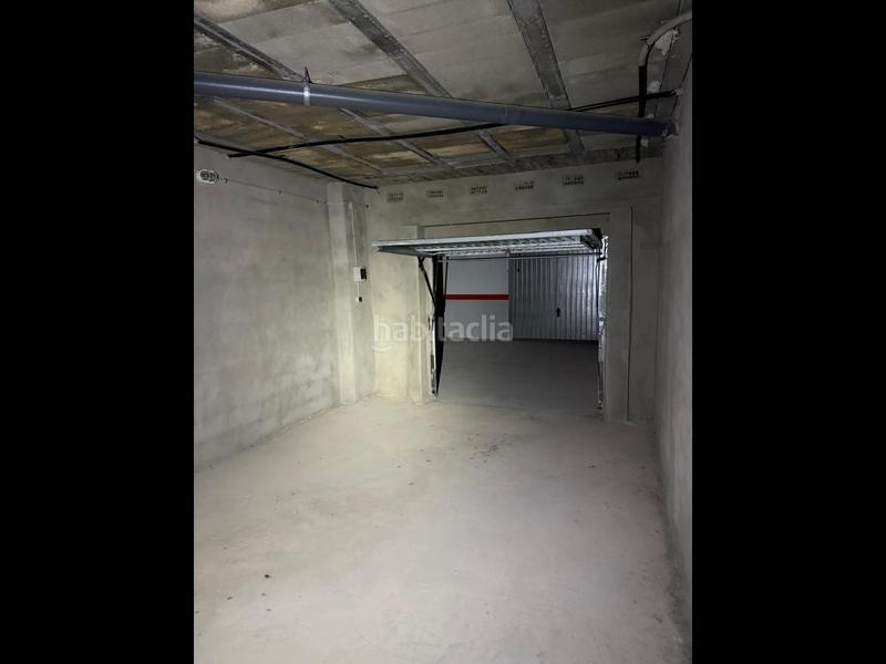 Foto 1af675eb-6e8b-4c58-af95-9f6253aa365f. Parking voiture dans Torreblanca Torrevieja