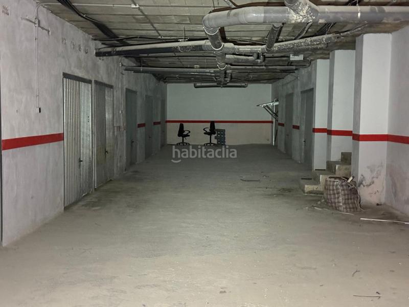 Foto 2a276acd-d5a7-407a-b4a5-9975b63c8130. Parking voiture dans Torreblanca Torrevieja