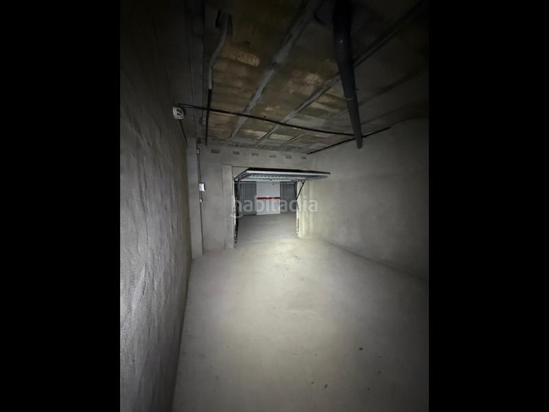 Foto 307a6d79-30a8-4102-a2a1-776bcd5ef32f. Parking voiture dans Torreblanca Torrevieja