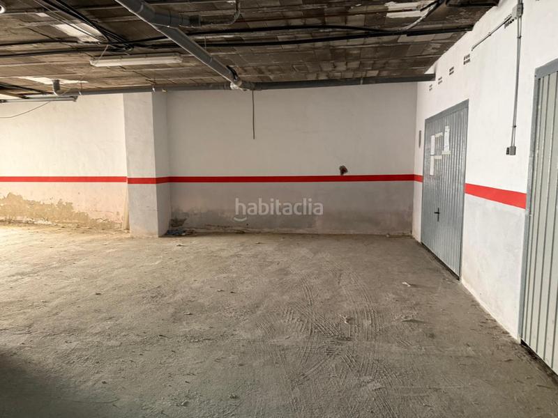 Foto 69b63a77-b0c0-48ba-bab0-8593eea7b85a. Parking voiture dans Torreblanca Torrevieja