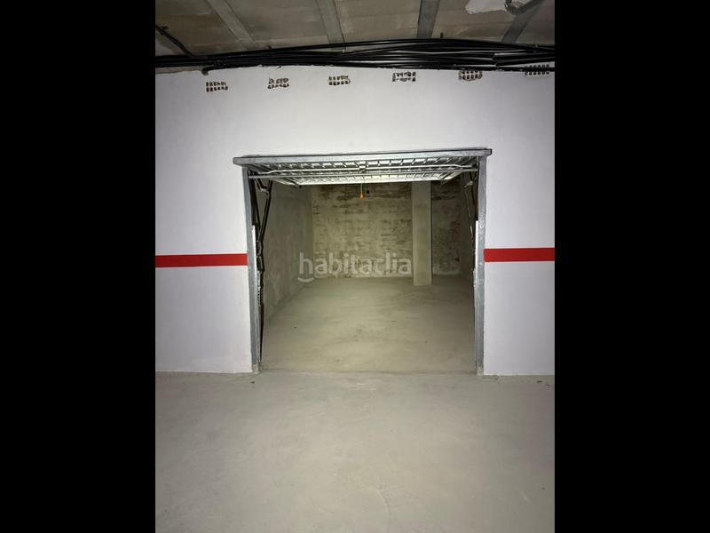 Foto 94945742-b1ee-40fd-a281-127b2802e7a9. Parking voiture dans Torreblanca Torrevieja