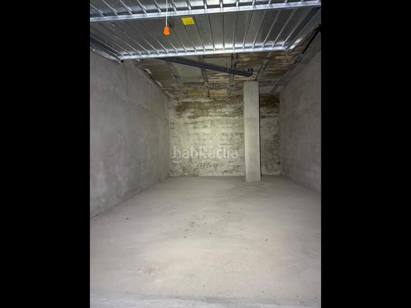 Foto dfe22937-4da6-4717-94bb-a69027403773. Parking voiture dans Torreblanca Torrevieja