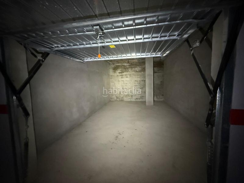 Foto e8875ca4-50e9-4d95-b339-6f2171b6197b. Parking voiture dans Torreblanca Torrevieja