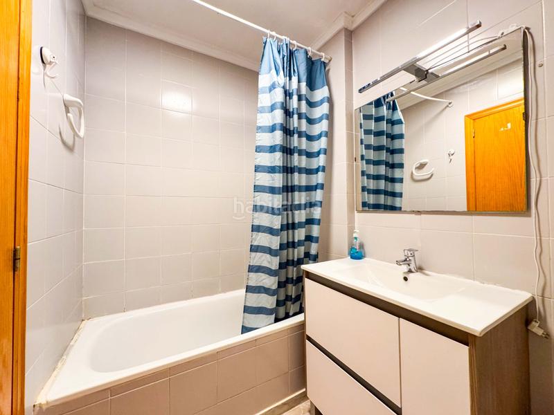 Foto 1f1e3161-3e1b-45ef-acf2-4457743fb759. Maison jumelée avec chauffage piscine dans Los Europeos Torrevieja