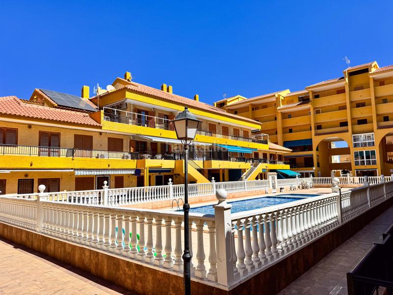 Foto f0e5b65d-738c-4b30-ba95-4264940b74c7. Maison jumelée avec chauffage piscine dans Los Europeos Torrevieja