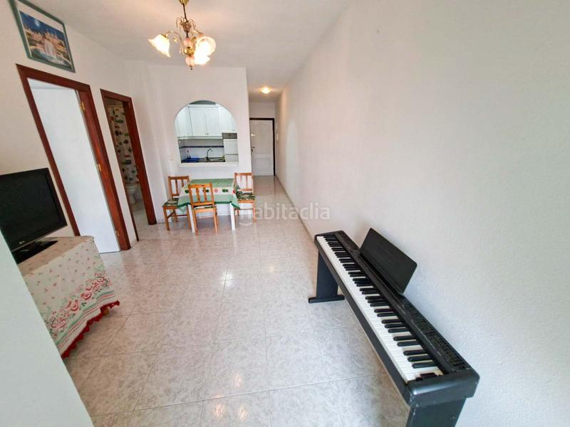 Foto 216b1b94-3979-4109-a4e7-c373829cf35f. Apartamento este amplio apartamento , ubicado a solo cinco minutos caminando de la playa del cura, y próximo a paradas de autobús en Torrevieja