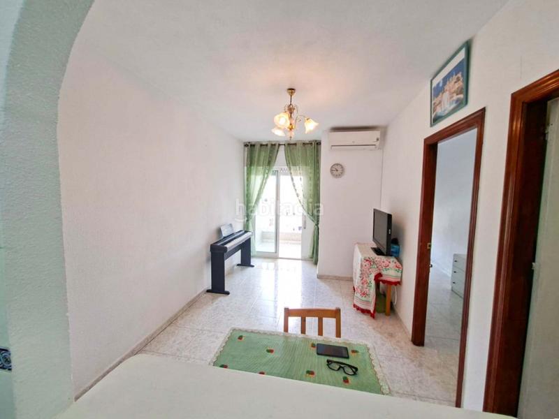 Foto 33f00def-6ade-49ad-a543-e44a60fe7129. Apartamento este amplio apartamento , ubicado a solo cinco minutos caminando de la playa del cura, y próximo a paradas de autobús en Torrevieja