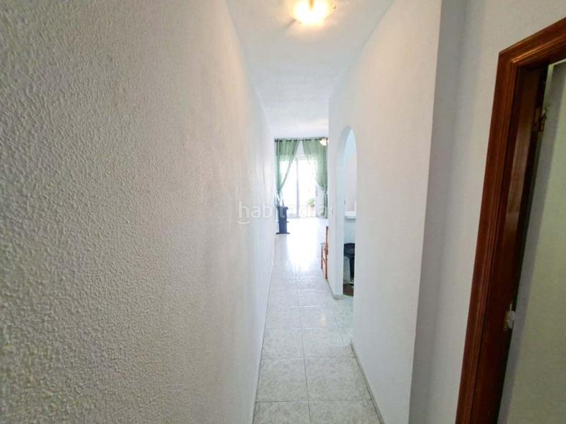 Foto bbbb4dba-da13-4864-a185-d53a692f0a8e. Apartamento este amplio apartamento , ubicado a solo cinco minutos caminando de la playa del cura, y próximo a paradas de autobús en Torrevieja