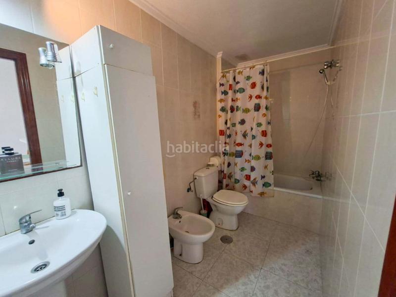 Foto f880fe20-8cdd-49c2-90d4-b9ec839739f6. Apartamento este amplio apartamento , ubicado a solo cinco minutos caminando de la playa del cura, y próximo a paradas de autobús en Torrevieja