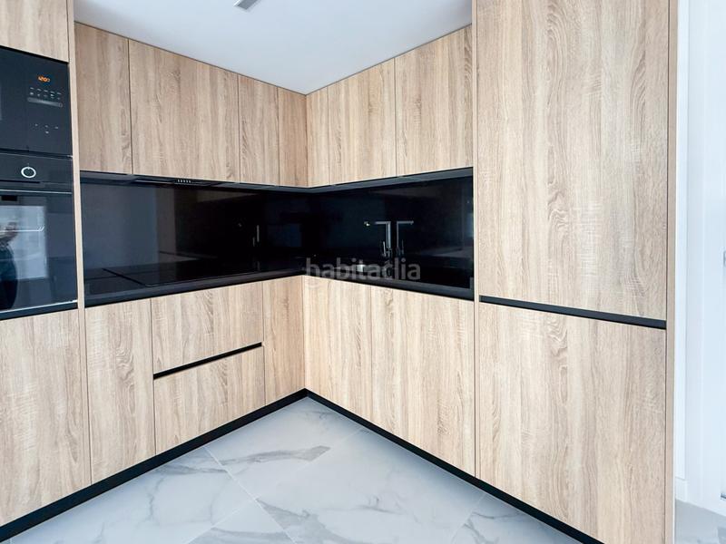 Foto 029b75bb-e952-4614-be99-b6ccee6f0f34. Etagenwohnung mit heizung parking pool in Punta Prima Torrevieja