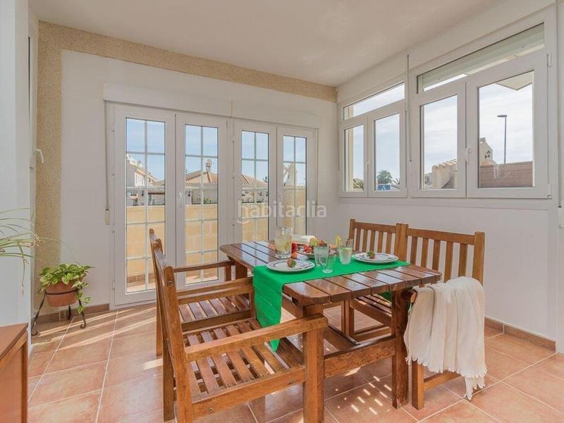 Foto 30fa144e-fd50-4797-8cef-f10e3890331a. Maison jumelée avec chauffage parking piscine dans Playa Flamenca Orihuela