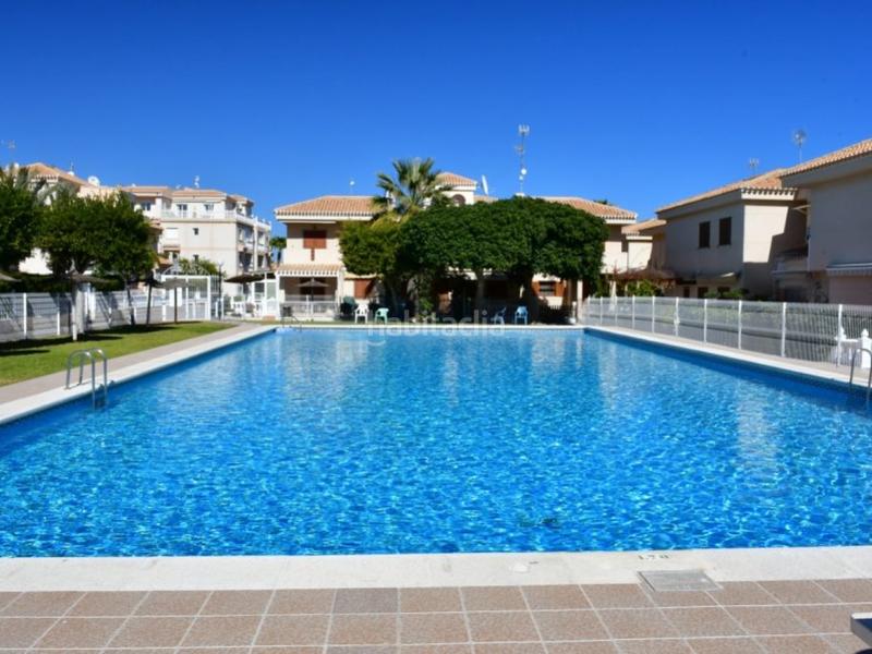 Foto 858a5d03-0cde-4af4-9833-25cae5775766. Maison jumelée avec chauffage parking piscine dans Playa Flamenca Orihuela