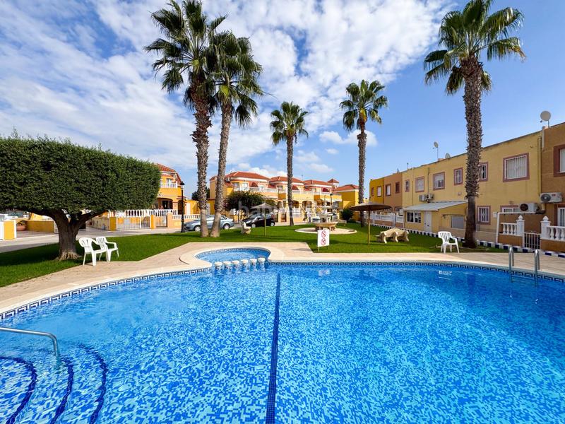 Foto 0bd6cca5-7b00-4b83-a058-66ae2f51a942. Casa bifamiliare con riscaldamento parcheggio piscina in Orihuela