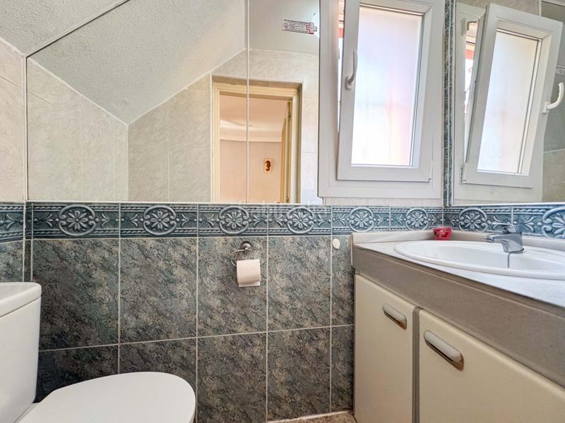 Foto 6e288536-bc67-42a6-8014-e7cb95fa1316. Casa bifamiliare con riscaldamento parcheggio piscina in Orihuela