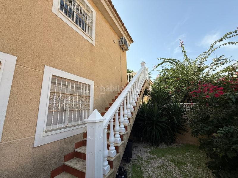 Foto f05639bf-d23d-40cc-a84b-5c75c077bbc7. Zweistöckige wohnung mit heizung pool in Zona los Frutales Torrevieja