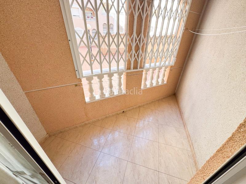 Foto 63861095-7a48-4fd3-96e7-4cdcb7b949dc. Apartament amb calefacció piscina a Antonio Machado Torrevieja