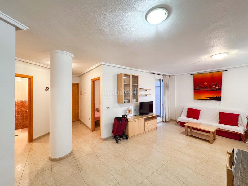 Foto 7226a63d-fc1a-4353-bc05-ec705e46c856. Apartament amb calefacció piscina a Antonio Machado Torrevieja