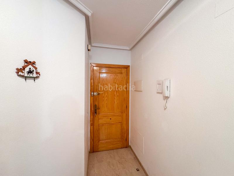 Foto 80bcdaa3-775b-4ad9-9b57-8bb7b7a28b75. Apartament amb calefacció piscina a Antonio Machado Torrevieja