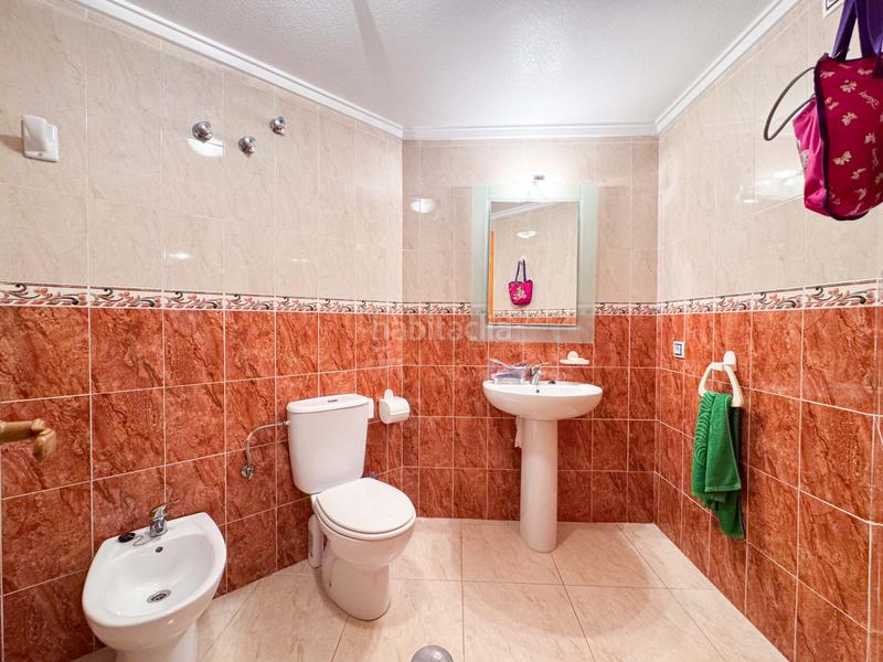 Foto a780b6dd-516f-4b22-8a59-7003bf5ab6fc. Apartament amb calefacció piscina a Antonio Machado Torrevieja