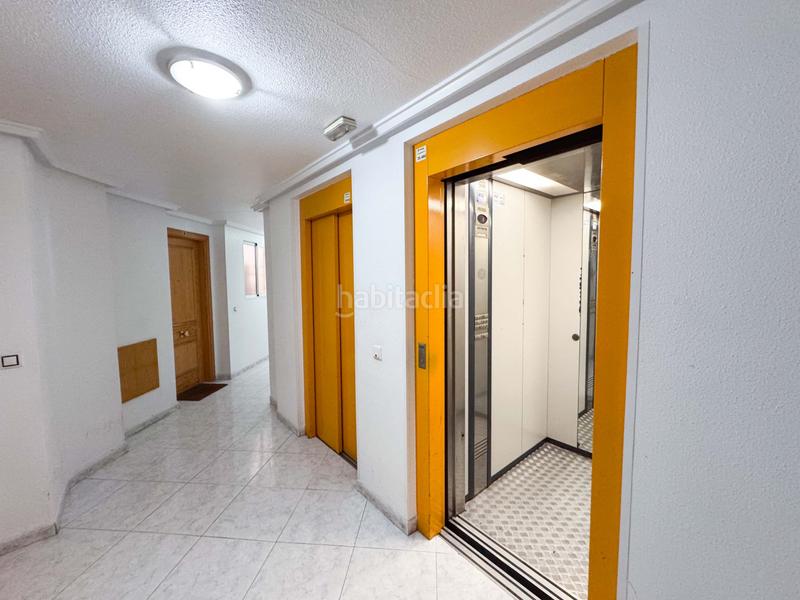 Foto eb20cf91-ae51-4833-b613-92201db6744f. Apartament amb calefacció piscina a Antonio Machado Torrevieja