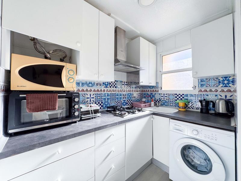 Foto 2981cdec-5568-45df-bc3b-639945e378dd. Piccolo appartamento con riscaldamento piscina in Torrevieja