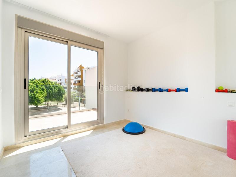 Foto bc75086d-2550-4069-a4e4-6acc2b69cc64. Maison avec chauffage parking piscine dans Punta Prima Torrevieja