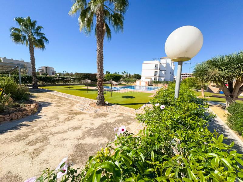 Foto efb0f118-8fef-43c0-8c49-e3409d9c4404. Appartement mit heizung parking pool in Zeniamar - Horizonte - La Campana Orihuela