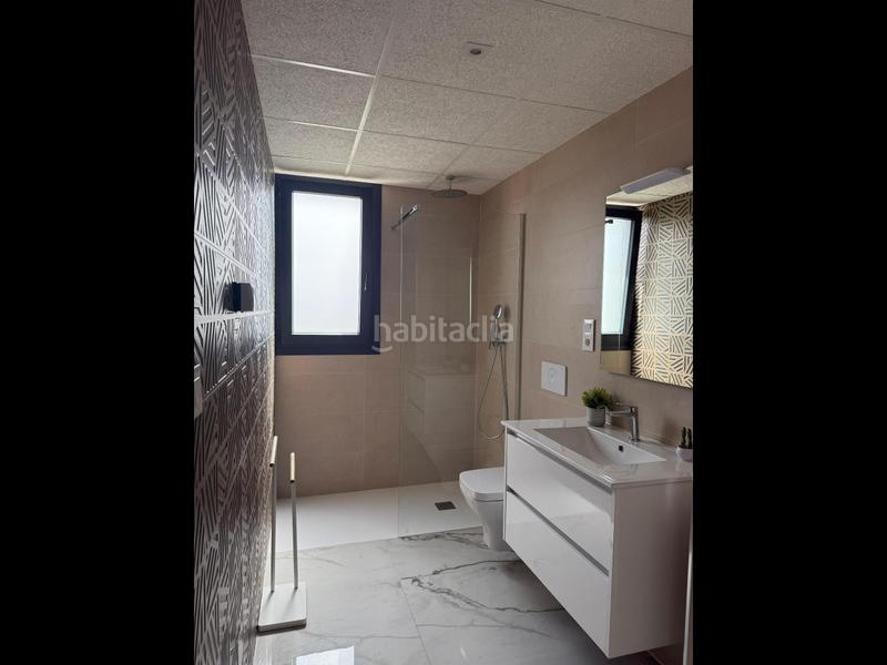 Foto 8a86bc2e-4d2a-4443-99f9-3cae3426723a. Apartament amb calefacció aparcament piscina a La Florida Orihuela