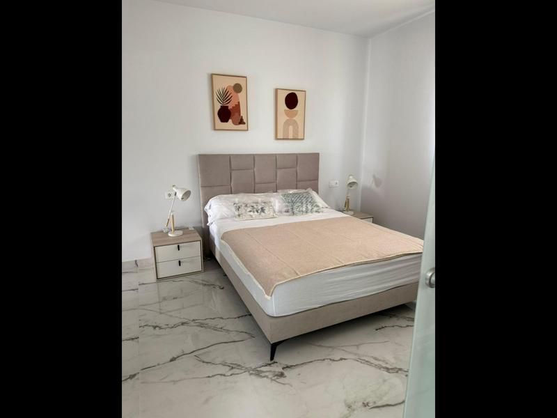 Foto d82749ca-d752-4112-af1e-b18957ee7fb5. Apartament amb calefacció aparcament piscina a La Florida Orihuela