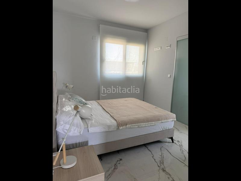 Foto f0c06312-6686-40a8-b7f4-bd22f9ec6a97. Apartament amb calefacció aparcament piscina a La Florida Orihuela